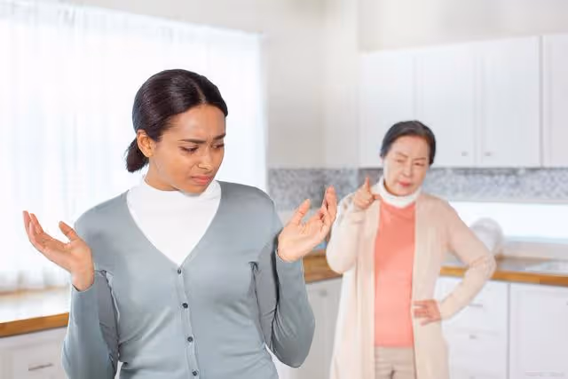 離婚3年,前婆婆朋友圈「今年終於抱孫子了」,我從可恨變成可憐