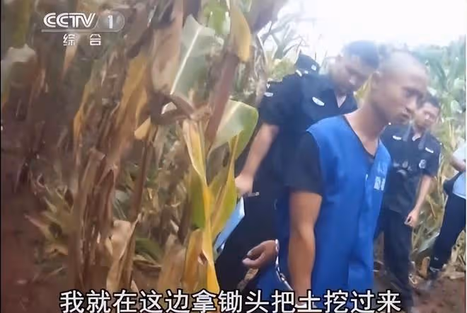 回顧男子被警察審訊50多小時，不給吃喝睡覺，承認強姦殺人判死刑