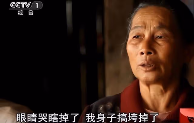 回顧男子被警察審訊50多小時，不給吃喝睡覺，承認強姦殺人判死刑