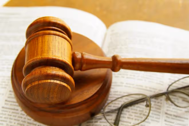 回顧男子被警察審訊50多小時，不給吃喝睡覺，承認強姦殺人判死刑