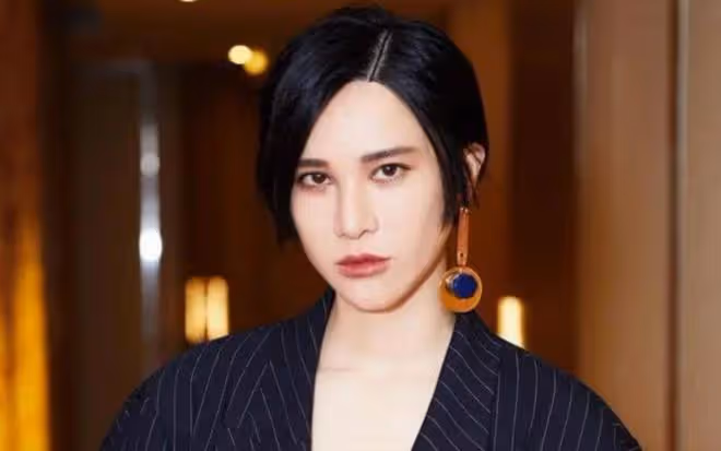 尚雯婕高鐵上忙編曲,敬業精神獲贊,歌手舞台引期待