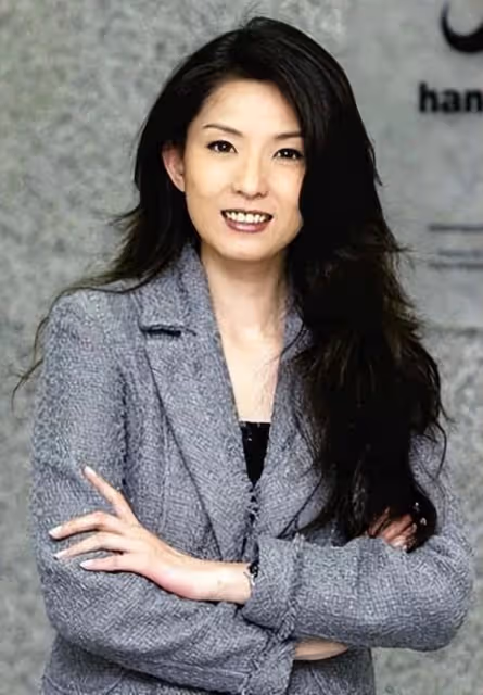 既帶清冷氣質，又具風情萬種的大美女，怎麼能少了葉全真？