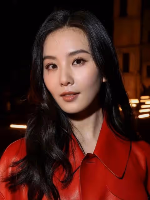 最近的劉詩詩，為何整體穿搭，顯得她識別度，氣質都遠不如以前？