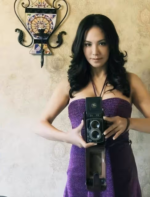 田麗不僅美的妖嬈也美得驚艷，同時她的穿搭，讓她的美也更耀眼!