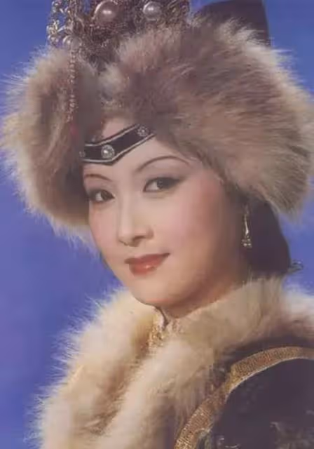 鄧婕不僅顏值好，氣質佳，演技更是頂呱呱，60歲的助理又火了！