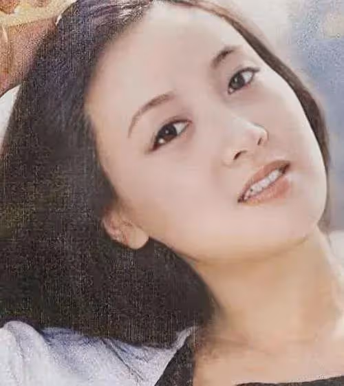 鄧婕不僅顏值好，氣質佳，演技更是頂呱呱，60歲的助理又火了！