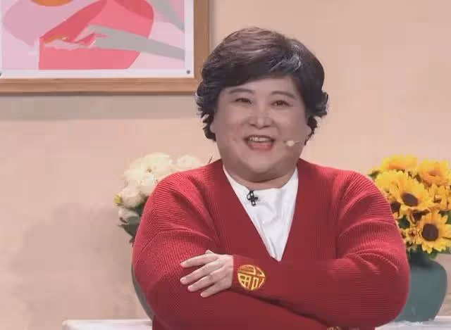 這一次，「消失」的賈玲，已經在另一條大路上越走越遠