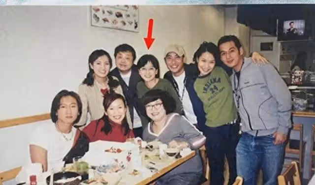 原來她早已去世!隱瞞癌症病情2年,55歲去世前每天吐大半杯血