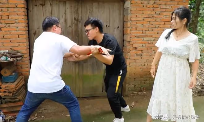 慣子如殺子:男孩半夜打球致全家被刀砍,一死兩傷