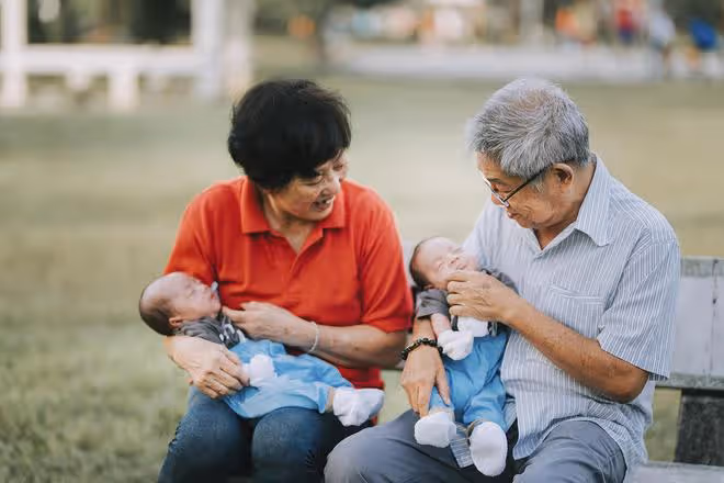 過來人的忠告:不管父母多有錢有權,也不能幫子女做這五件事