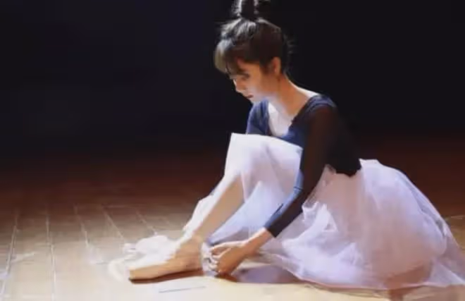 靠《甄嬛傳》走紅,34歲宛如少女,深扒譚松韻,才發現大家被騙了