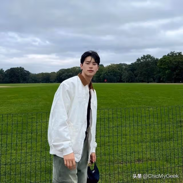 他23歲，出道三年，就敢承認戀情！