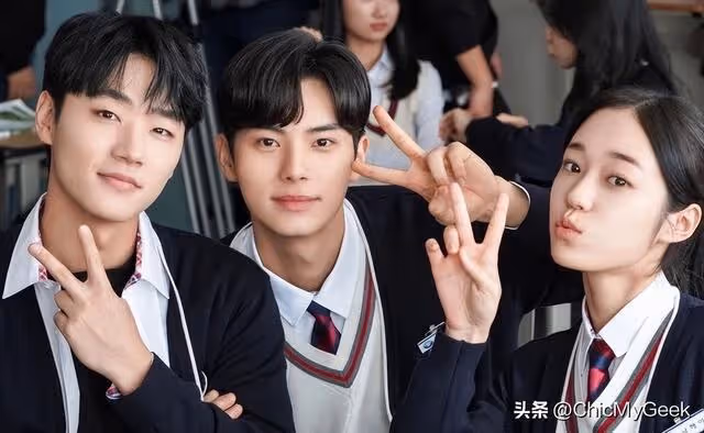 他23歲,出道三年,就敢承認戀情!