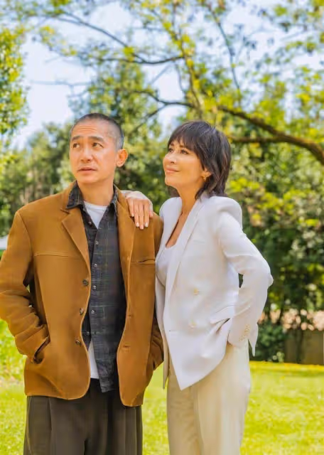 劉嘉玲的豪宅,用古董當花瓶,吊燈上百萬,極致奢華「卻被人吐槽土」
