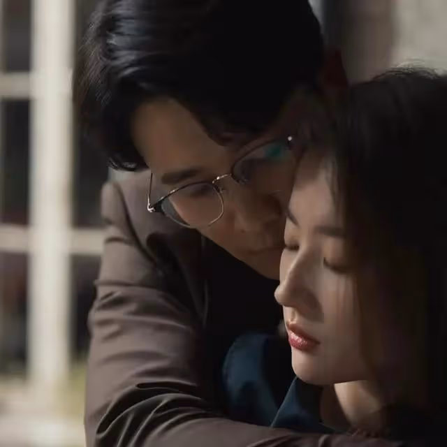 黃亦玫未婚生子，莊國棟才發現，這是最大報復