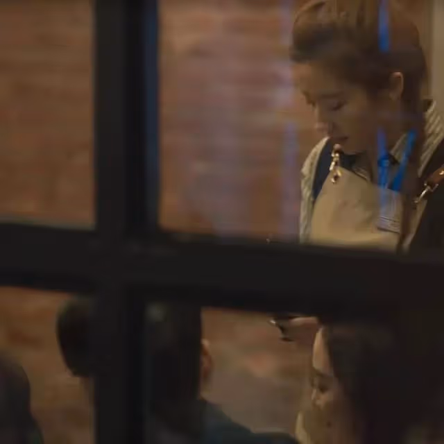 《玫瑰的故事》：方協文色眯眯地出現，黃亦玫都不知他有多空虛