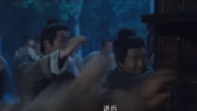 姜梨被攔路討薪，她發現恢復薛狸身份有多難