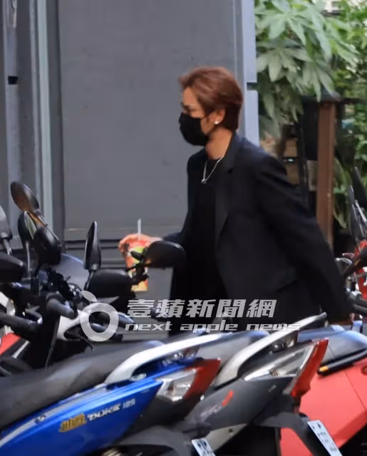 狗仔直擊｜羅志祥黑衣人Look帶頭掃精品店　生命中最重要女人陪買愛馬仕