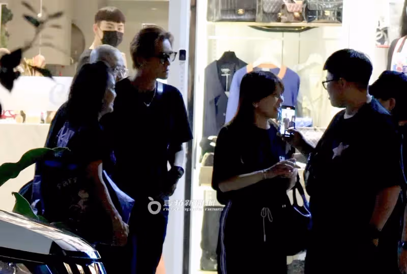 狗仔直擊｜羅志祥黑衣人Look帶頭掃精品店　生命中最重要女人陪買愛馬仕