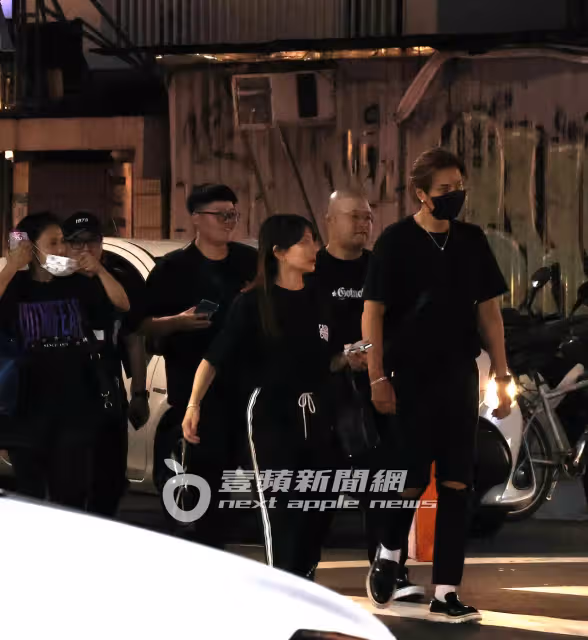 狗仔直擊｜羅志祥黑衣人Look帶頭掃精品店　生命中最重要女人陪買愛馬仕