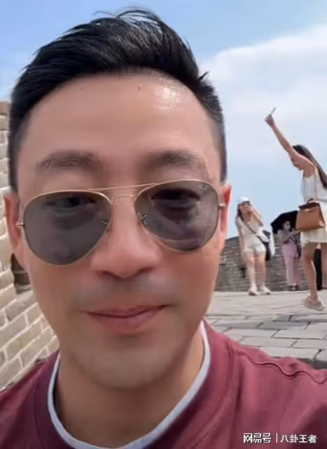 娶對人了!汪小菲40度高溫帶馬筱梅爬長城,不懼暴曬高溫興奮狂奔
