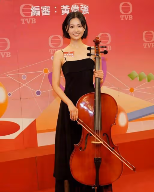 26歲TVB小花劇接劇否認被公司力捧,新劇殺青直言感到不舍