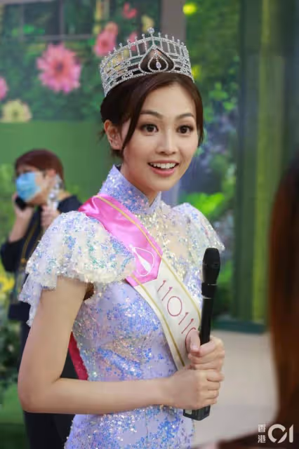 26歲TVB小花劇接劇否認被公司力捧,新劇殺青直言感到不舍
