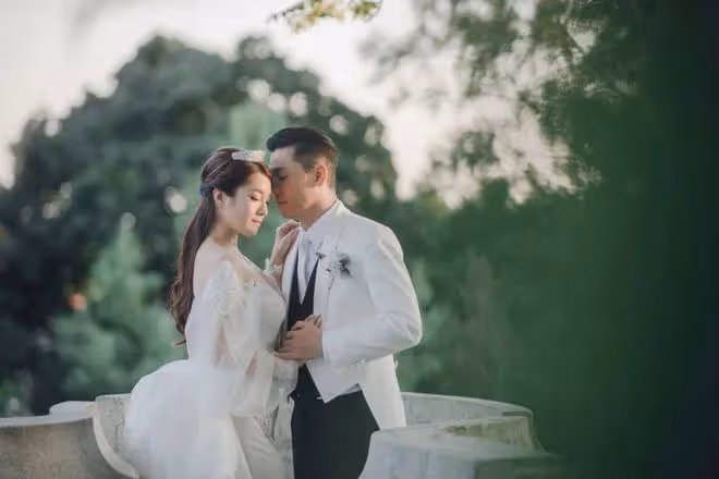 前TVB女星現身聚會孕味濃,與富三代老公屢傳婚變,因生育問題意見不一