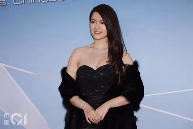 前TVB女星現身聚會孕味濃,與富三代老公屢傳婚變,因生育問題意見不一
