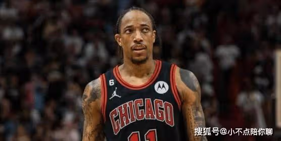 到底圖個啥?六屆全明星啊,在魚腩浪費六年巔峰,今夏還不換隊嗎