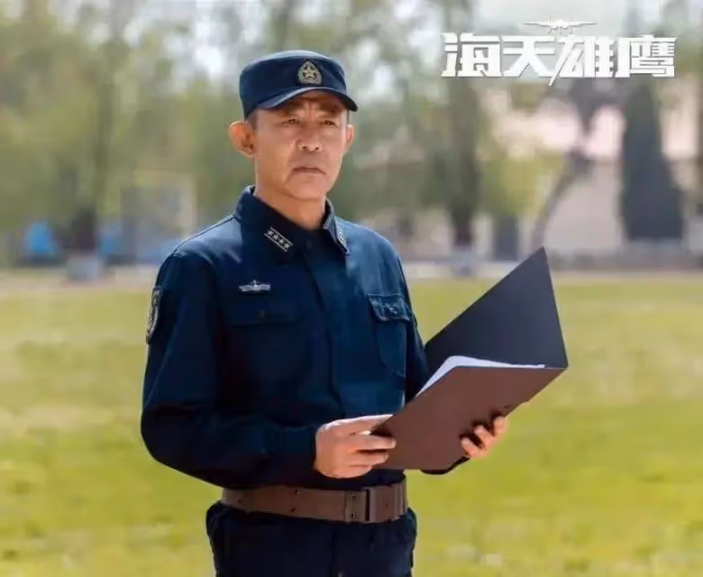 《海天雄鷹》:直到和余濤對決,秦大地才發現,謝振宇實力有多強