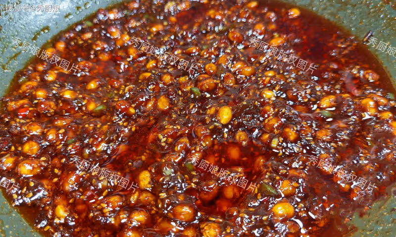 冬瓜、南瓜靠邊站,夏天多吃它,做成醬囤起來,拌面拌飯都很香!