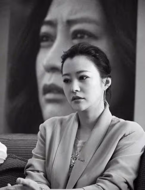 郝蕾舉辦表演訓練營,單節課300元被網友驚呼太便宜