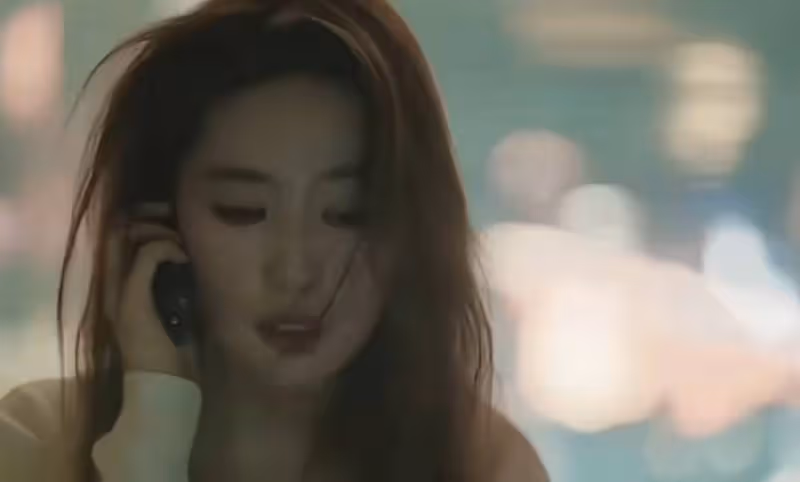趙麗穎劉亦菲都捧不火,強行「扮嫩」,怕是要敗光他最後的路人緣