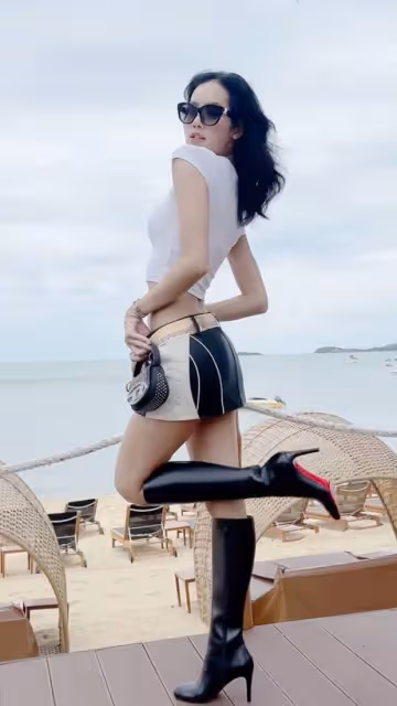 Lisa新歌預告花絮照釋出,超短裙配長靴大秀美腿