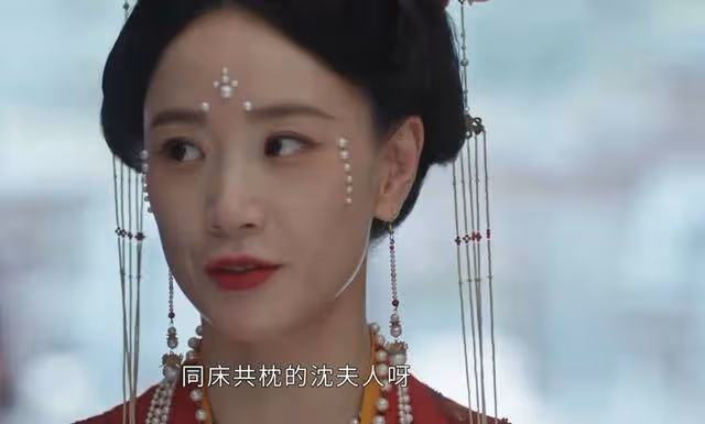 《墨雨雲間》看到季淑然私會情郎,才明白她當年流產誣陷姜梨的原因