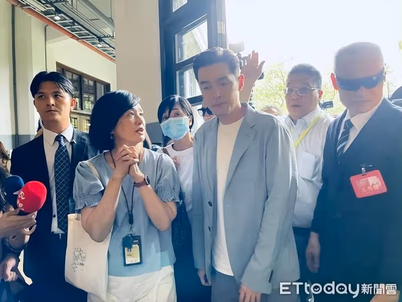 胡歌來台吃了阜杭豆漿 他貼身觀察24小時贊:人超暖