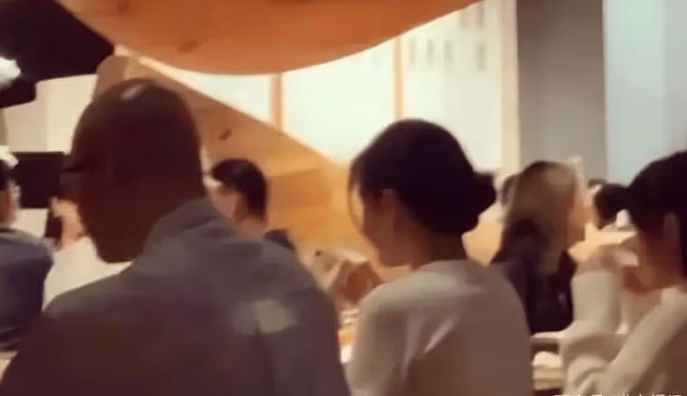 為何大S的下家,還不如上家?台媒曝大S婚前做了財產公正,半路夫妻都是賊