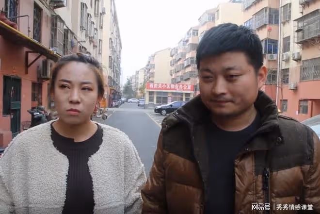 訂婚時,婆家不給彩禮,不辦酒席,還說讓我撫養大姑姐家的倆孩子