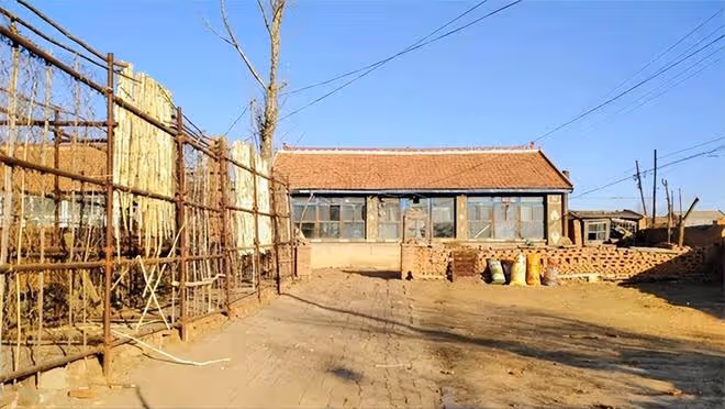 回顧:雙胞胎女兒腦癱,妻子狠心離家,丈夫獨自撫養女兒17年