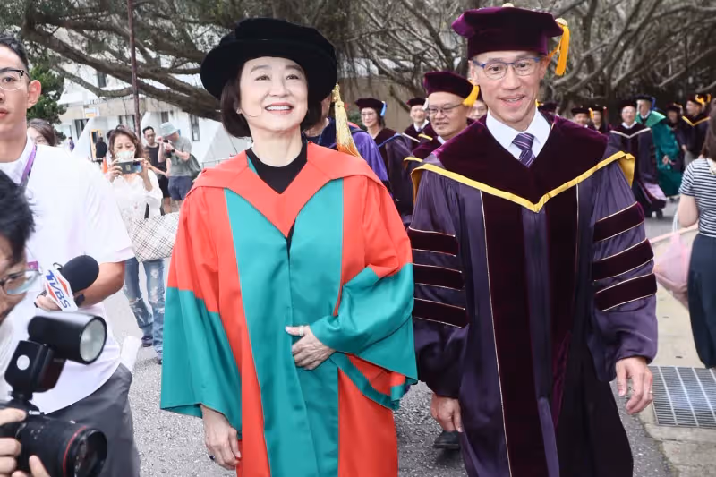 直擊｜最美影后林青霞致詞罕見曝心聲　驚吐：恨不得是啞巴、片酬高卻最自卑