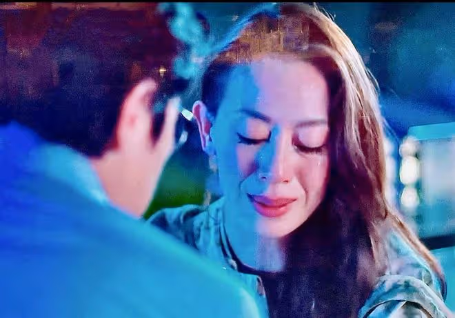 TVB前女星大曬鮮紅泳衣!被指靠爸爸接戲,出色表現獲網友道歉