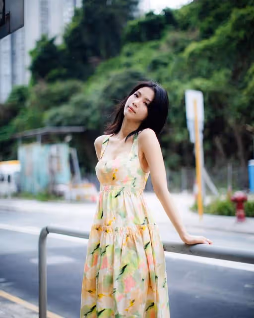 TVB上位女星弔帶背心清涼!大30歲視帝演老公,穿西服直呼熱