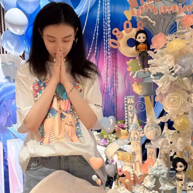 倪妮35歲生日，劉詩詩的祝福引熱議！一身穿搭輕鬆休閒又時尚