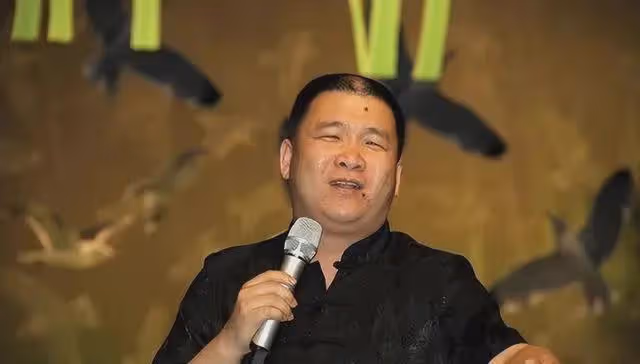 娶19歲金玲,認網紅當乾爹,如今心梗住院,孫小寶經歷了什麼?