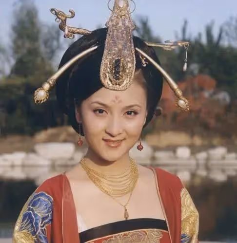 《情深深雨濛濛》女演員:有人嫁豪門,有人被封殺,有人不幸去世