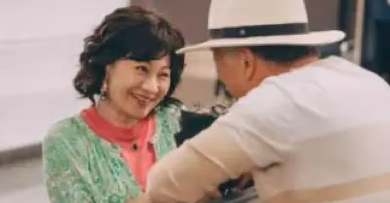 我今年55歲，在老公走後多年，我和一位大我11歲的有錢男人再婚，以為晚年有了依靠，但某天無意間「聽到對方和兒子對話」，婚姻才半年我就心寒提離婚了