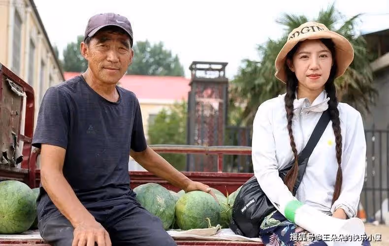 「媽媽去世後我搬去和哥哥嫂嫂一起住，每次領薪水我拿錢要補貼房租哥哥都堅決不拿！但有天下班回到家姪子笑笑對我說了一句話，我當天就決定冒雨搬家….」