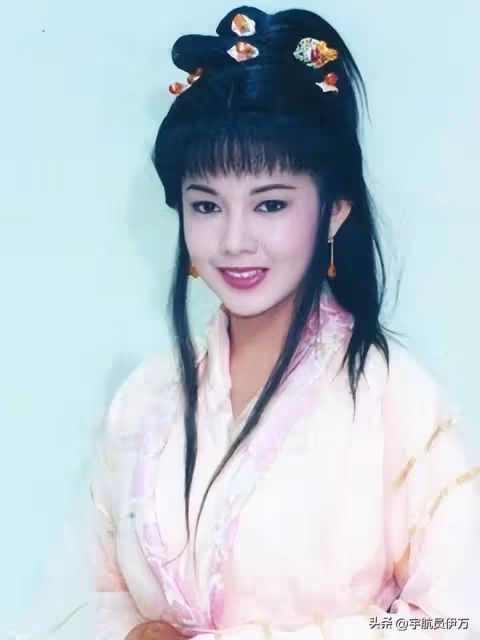 她50歲終生未婚,遭男友背叛,捐器官救8人,卻因拍戲過勞毀一生
