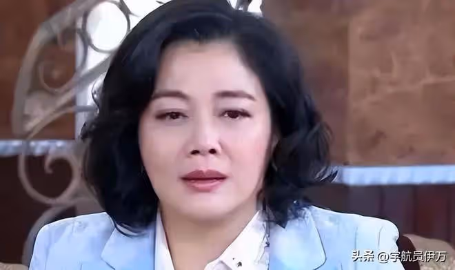 她50歲終生未婚,遭男友背叛,捐器官救8人,卻因拍戲過勞毀一生